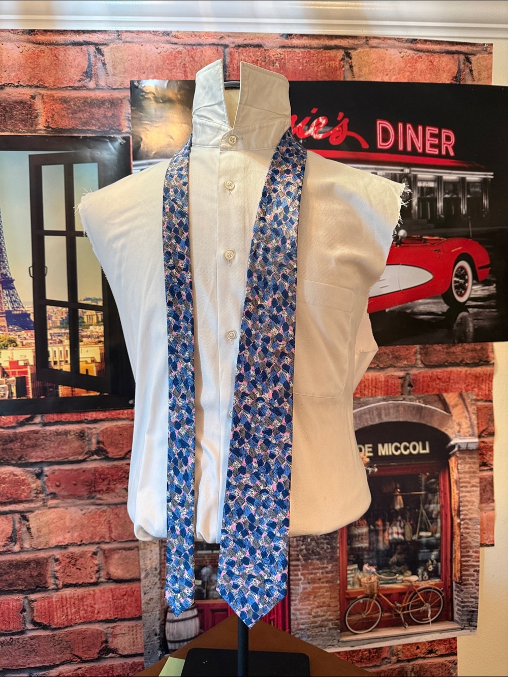 Mario Ferrari Pink & Blue Printed Tie